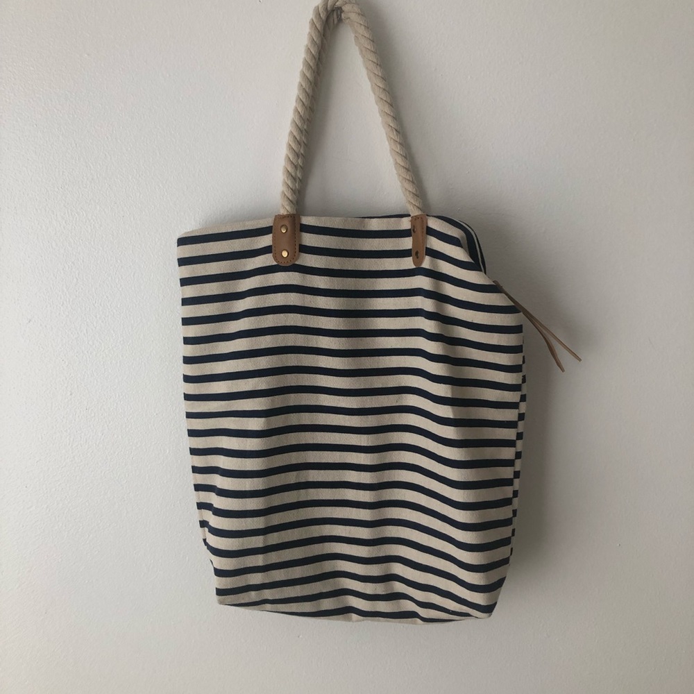 Navy and cream tote bag!